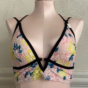 Victoria’s Secret Floral Bralette 🌸